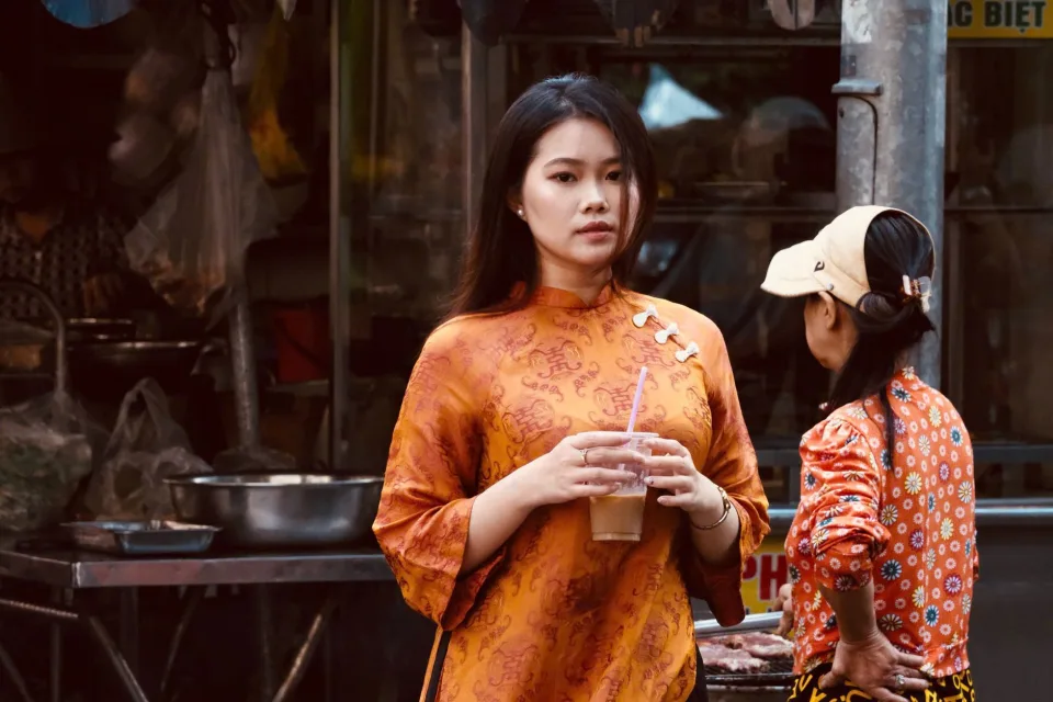 Bàn ăn tại Đỗ Thị Diễm Hương